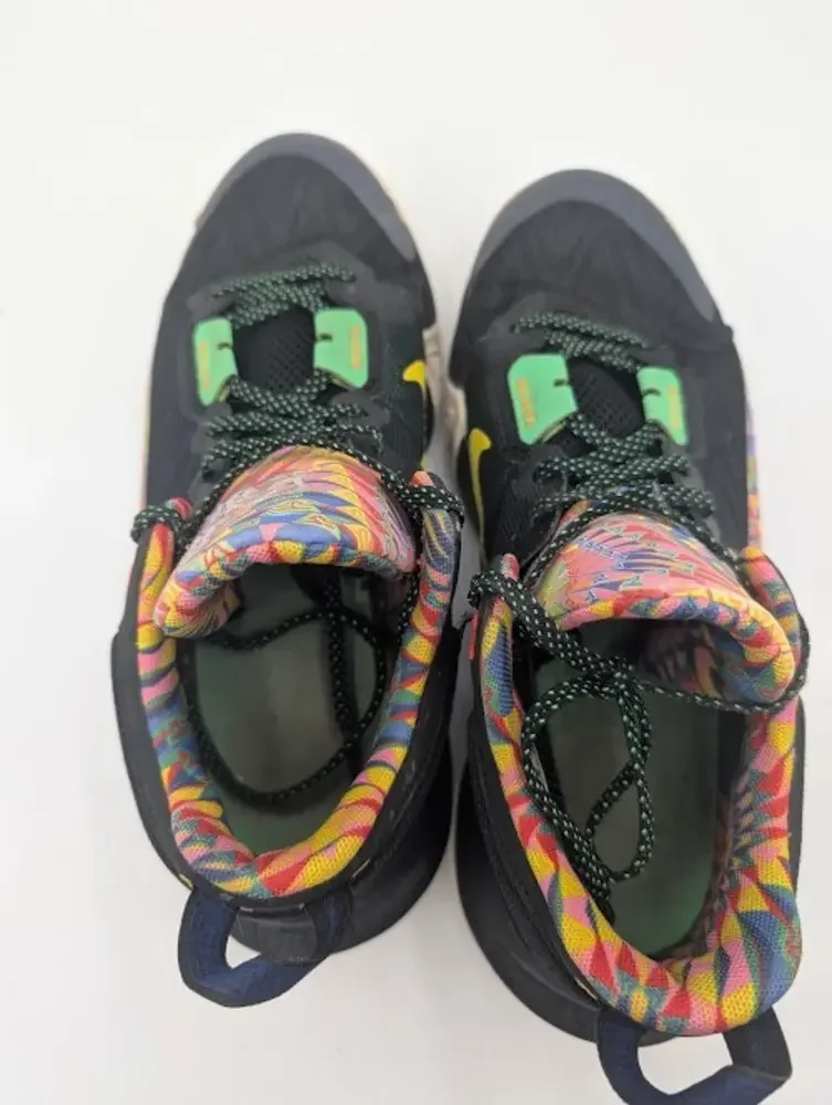 Nike Giannis Immortality 2‎ Electric Algae Youth Size 7y US DQ1943-002 Rainbow